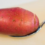 Hasselback aardappels met kruidenolie